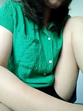 Snapshot of Buny_vera chatting on October 8, 2025, 8:27 am Buny vera online show from October 8, 2025, 8:27 am