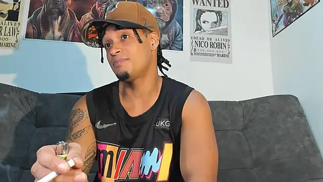  MACCARTHY TAYLOR online show from September 20, 2025, 2:27 am