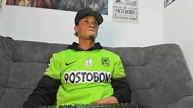  MACCARTHY TAYLOR online show from October 15, 2025, 1:59 am