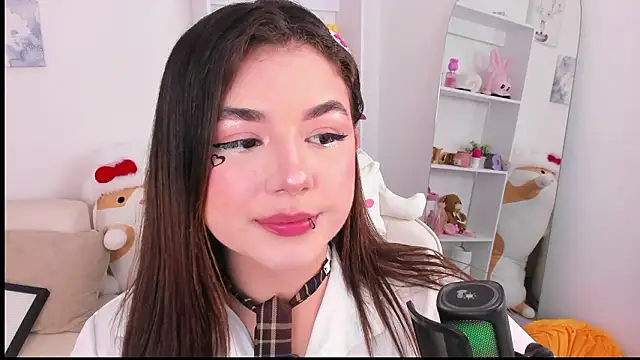 dolce antonellaa online show from February 13, 2026, 3:06 am