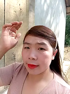 quynhkoolbae online show from November 23, 2025, 3:38 am