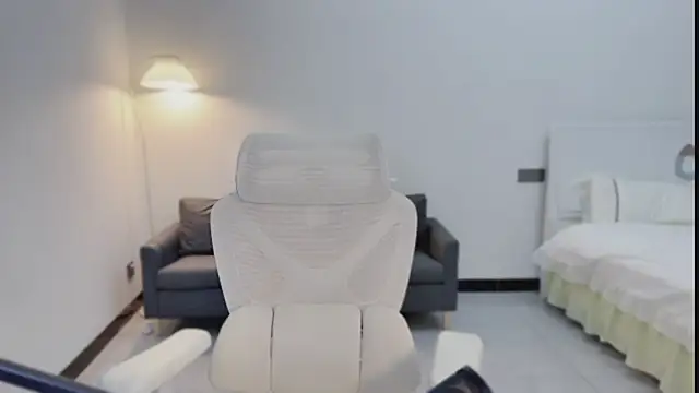 Snapshot of Maymay_ chatting on October 14, 2025, 11:04 pm Maymay  online show from October 14, 2025, 11:04 pm