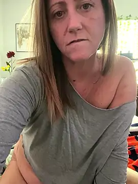 Milfy2017 online show from January 8, 2026, 5:52 pm