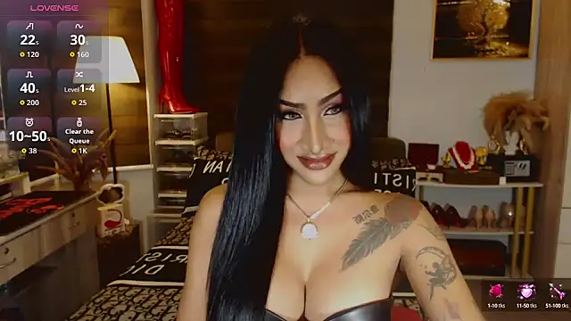 Snapshot of SeductiveVictoria chatting on October 3, 2025, 11:12 am SeductiveVictoria online show from October 3, 2025, 11:12 am