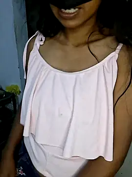 sunny sweet online show from June 20, 2026, 4:23 pm