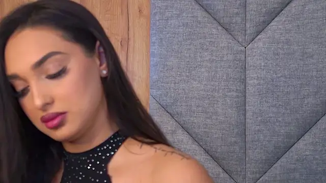 Snapshot of Kimberlymav chatting on February 27, 2026, 5:18 am Kimberlymav online show from February 27, 2026, 5:18 am