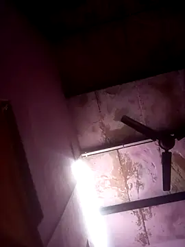 TINASONI online show from April 7, 2026, 3:58 pm