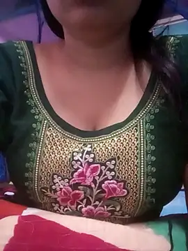 Snapshot of TINASONI chatting on October 4, 2025, 2:46 am TINASONI online show from October 4, 2025, 2:46 am