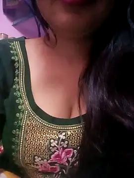 Snapshot of TINASONI chatting on October 1, 2025, 2:10 pm TINASONI online show from October 1, 2025, 2:10 pm