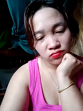 Snapshot of miumiu_00 chatting on October 3, 2025, 2:26 am miumiu 00 online show from October 3, 2025, 2:26 am