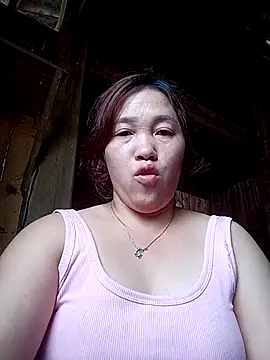 Snapshot of miumiu_00 chatting on October 12, 2025, 7:43 am miumiu 00 online show from October 12, 2025, 7:43 am