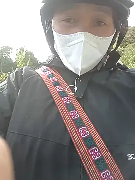 Snapshot of miumiu_00 chatting on September 24, 2025, 1:02 am miumiu 00 online show from September 24, 2025, 1:02 am