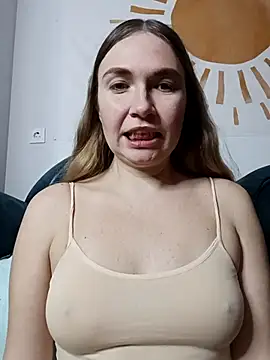 KisaVixen online show from November 22, 2025, 4:28 pm