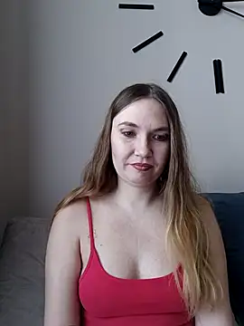 Snapshot of KisaVixen chatting on February 22, 2026, 2:19 pm KisaVixen online show from February 22, 2026, 2:19 pm