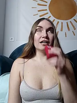 Snapshot of KisaVixen chatting on January 19, 2026, 3:05 pm KisaVixen online show from January 19, 2026, 3:05 pm