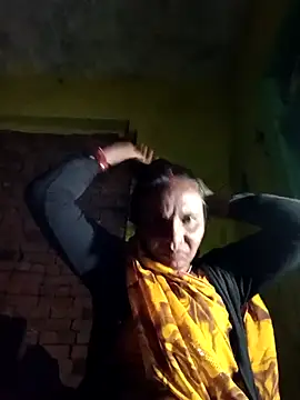 Snapshot of Rubi12A chatting on December 14, 2025, 11:10 pm Rubi12A online show from December 14, 2025, 11:10 pm