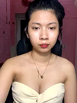 Snapshot of Phthao chatting on October 31, 2025, 2:24 pm Phthao online show from October 31, 2025, 2:24 pm