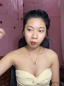 Snapshot of Phthao chatting on October 27, 2025, 2:18 pm Phthao online show from October 27, 2025, 2:18 pm