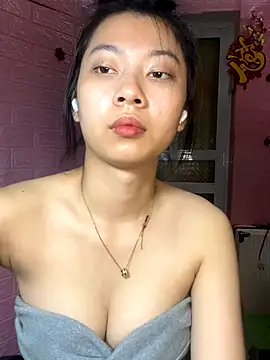 Snapshot of Phthao chatting on September 17, 2025, 2:52 pm Phthao online show from September 17, 2025, 2:52 pm