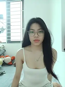 Snapshot of Katanh chatting on July 4, 2026, 6:31 am Katanh online show from July 4, 2026, 6:31 am