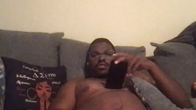 Snapshot of RichDaddy60 chatting on October 20, 2025, 11:33 am RichDaddy60 online show from October 20, 2025, 11:33 am