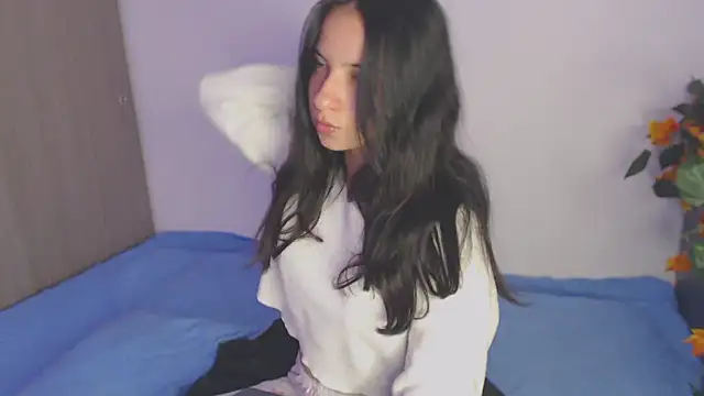   abrill   online show from November 7, 2025, 9:03 am