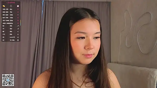 AlberthaEscue online show from October 2, 2025, 4:05 am