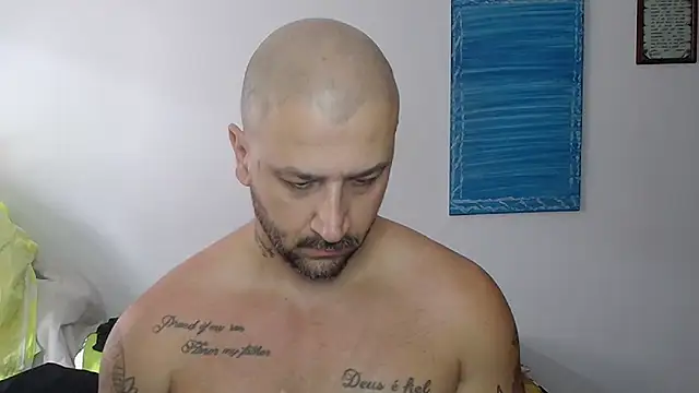 JeanCafa online show from October 7, 2025, 5:03 pm