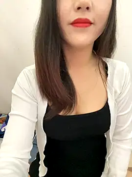 Dieknr online show from October 27, 2025, 1:39 am