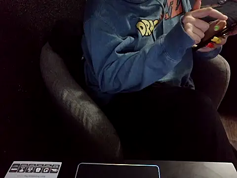 fetishslut4u online show from September 19, 2025, 3:21 am