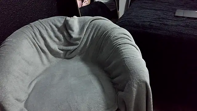 fetishslut4u online show from September 26, 2025, 2:51 am