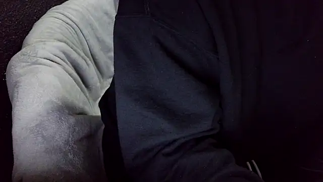 fetishslut4u online show from September 24, 2025, 10:33 am