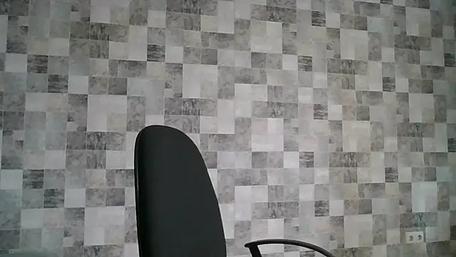 Snapshot of RipeMelon4561 chatting on October 6, 2025, 5:52 am RipeMelon4561 online show from October 6, 2025, 5:52 am