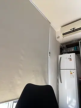 Danielaeliana online show from January 18, 2026, 6:11 pm