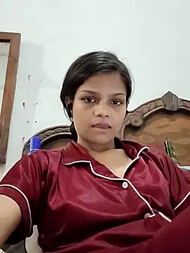 Komal0099 online show from September 25, 2025, 2:45 pm