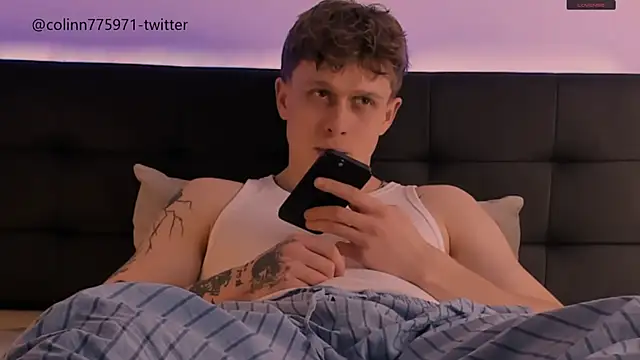 TalkingHead 0  online show from February 11, 2026, 2:22 am