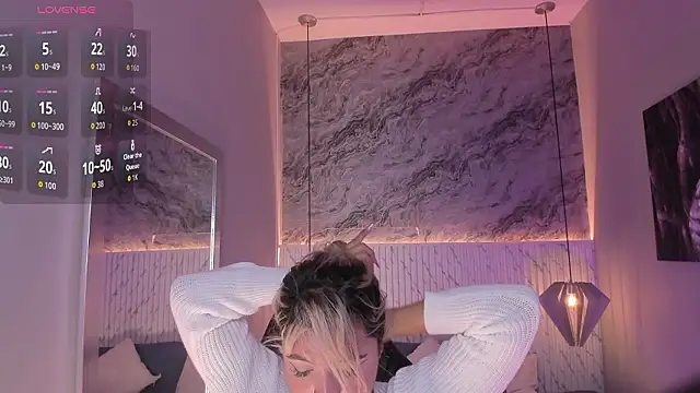 Snapshot of Emilly_mell chatting on February 20, 2026, 11:56 am Emilly mell online show from February 20, 2026, 11:56 am