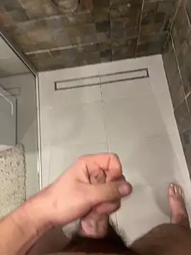 MrZli online show from February 23, 2026, 5:02 pm