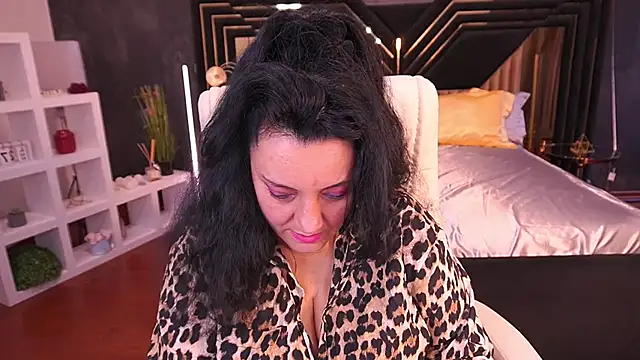 Snapshot of ValeryRosseee chatting on October 3, 2025, 6:59 am ValeryRosseee online show from October 3, 2025, 6:59 am