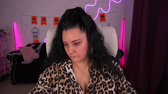 Snapshot of ValeryRosseee chatting on October 27, 2025, 2:18 pm ValeryRosseee online show from October 27, 2025, 2:18 pm