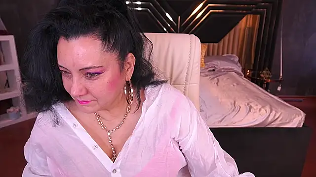 Snapshot of ValeryRosseee chatting on October 2, 2025, 6:50 am ValeryRosseee online show from October 2, 2025, 6:50 am