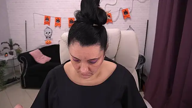 Snapshot of ValeryRosseee chatting on November 2, 2025, 7:46 am ValeryRosseee online show from November 2, 2025, 7:46 am