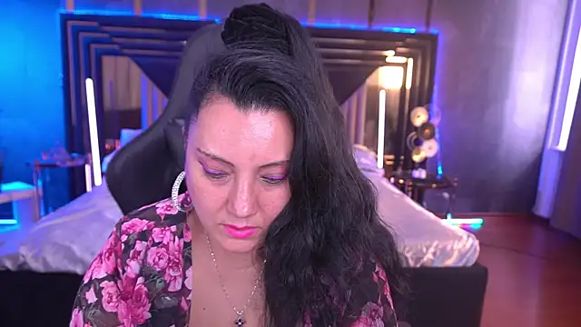 ValeryRosseee online show from September 9, 2025, 6:56 am