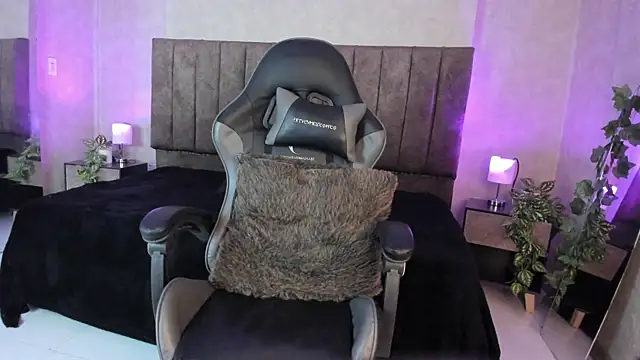 Snapshot of Bellalesh chatting on September 22, 2025, 8:04 pm Bellalesh online show from September 22, 2025, 8:04 pm