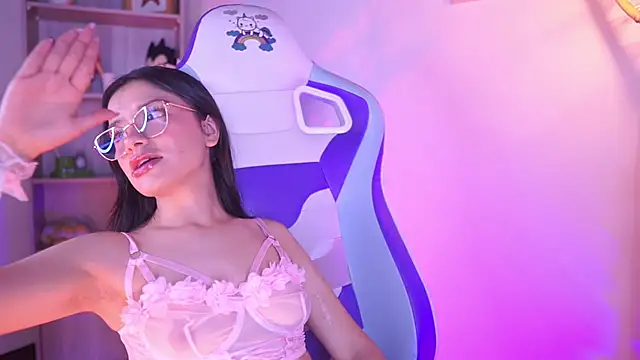 Snapshot of Lana_Dreams_ chatting on January 17, 2026, 2:15 am Lana Dreams online show from January 17, 2026, 2:15 am