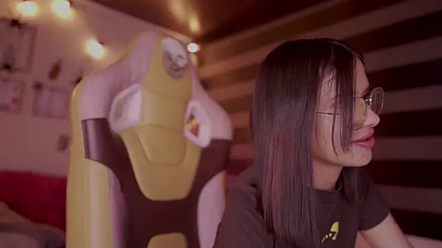 Snapshot of Lana_Dreams_ chatting on October 22, 2025, 11:36 pm Lana Dreams online show from October 22, 2025, 11:36 pm