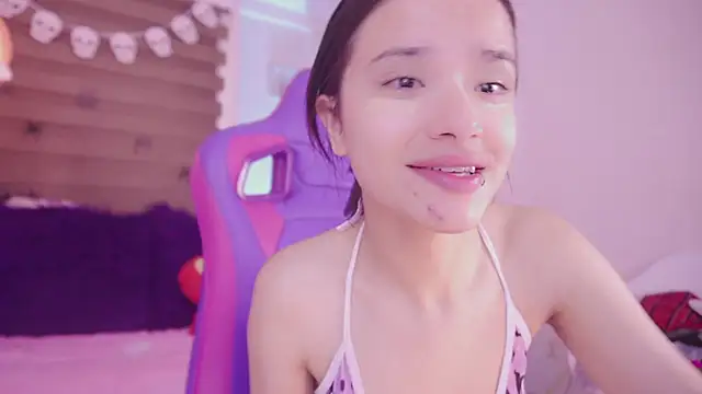 Snapshot of Lana_Dreams_ chatting on October 25, 2025, 3:12 pm Lana Dreams online show from October 25, 2025, 3:12 pm