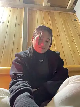 phungtiti online show from February 5, 2026, 1:23 am