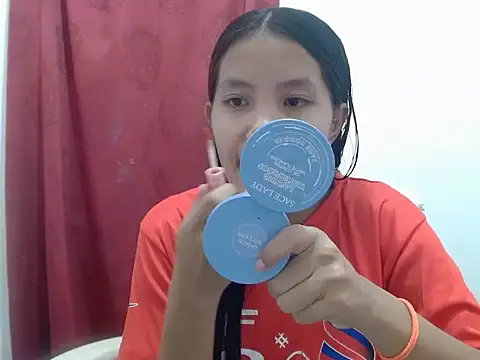 Joys Wet Pussy online show from October 31, 2025, 4:42 am