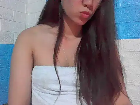 Snapshot of fanchunn chatting on October 4, 2025, 2:51 pm fanchunn online show from October 4, 2025, 2:51 pm